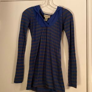 Size Large hoodie tee shirt blue and brown Next Era Couture